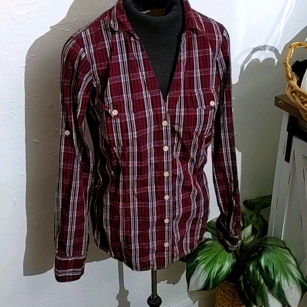 Levi's Plaid Button Down Top
